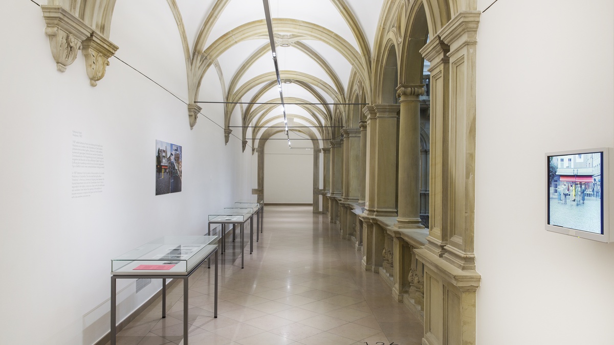 Autonom und profan Skulptur Projekte im Territorium der Kirche März 2016 März 2017