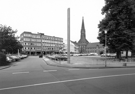 Installationsansicht 1987 © VG Bild-Kunst, Bonn 2017. Foto: LWL / Rudolf Wakonigg